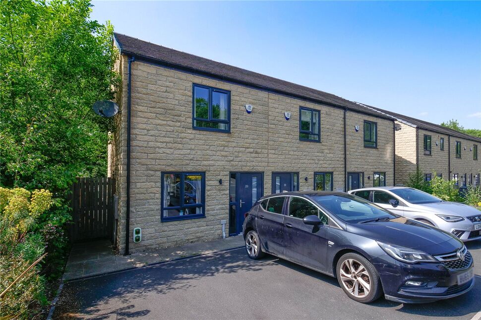 Main image of 2 bedroom End Terrace House for sale, Beck View Way, Shipley, West Yorkshire, BD18