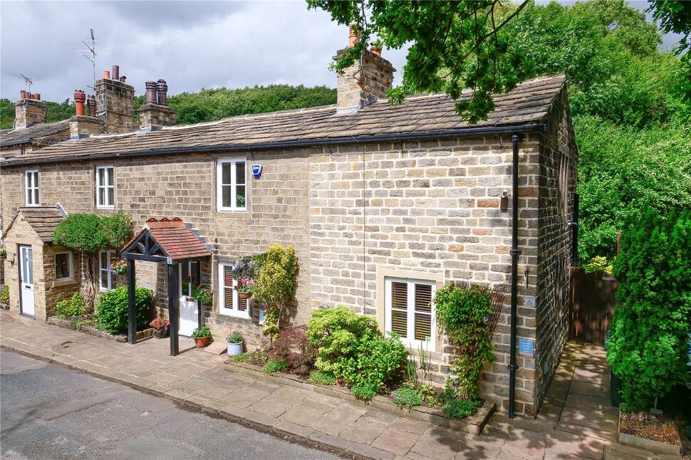 Main image of 2 bedroom End Terrace House for sale, Main Street, Esholt, West Yorkshire, BD17