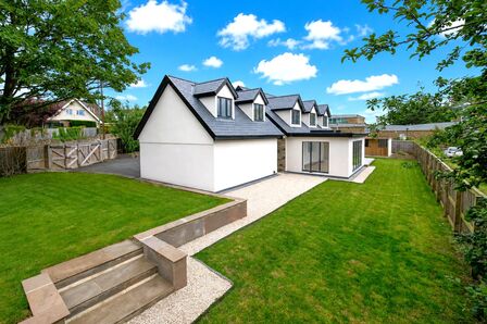 West Lane, 5 bedroom Detached House for sale, &pound;699,950