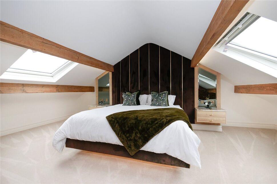 3 bedroom End Terrace House for sale
