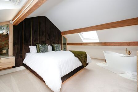 3 bedroom End Terrace House for sale