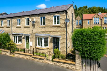 3 bedroom End Terrace House for sale