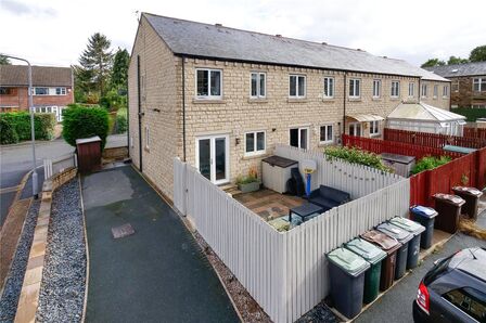 3 bedroom End Terrace House for sale