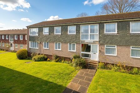 Hoyle Court Drive, 3 bedroom  Flat for sale, £119,950