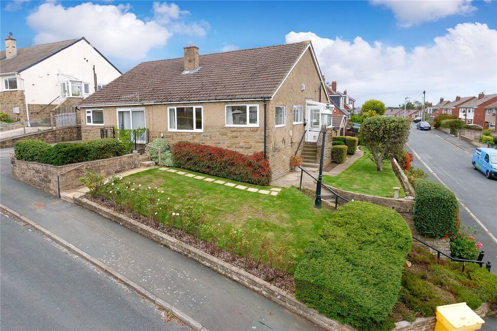 Main image of 2 bedroom Semi Detached Bungalow for sale, West View Close, Shipley, West Yorkshire, BD18
