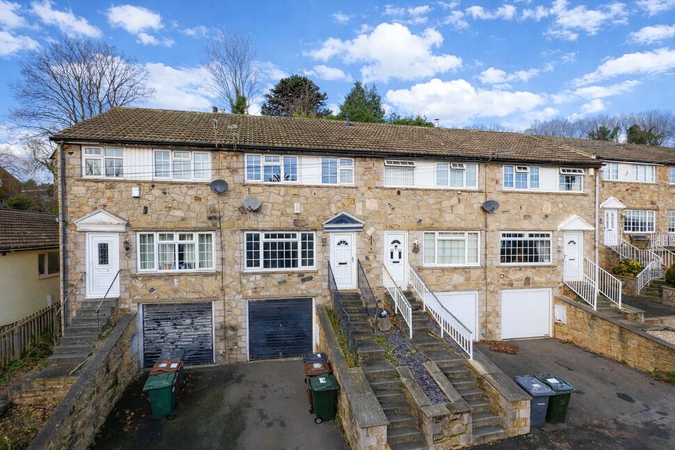 Main image of 3 bedroom House for sale, Cliffe Lane South, Baildon, West Yorkshire, BD17