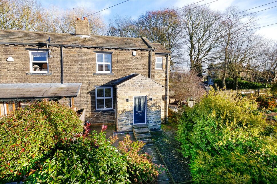 Main image of 2 bedroom End Terrace House for sale, East Parade, Baildon, West Yorkshire, BD17