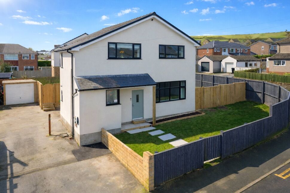 Main image of 4 bedroom Detached House for sale, Heaton Drive, Baildon, West Yorkshire, BD17