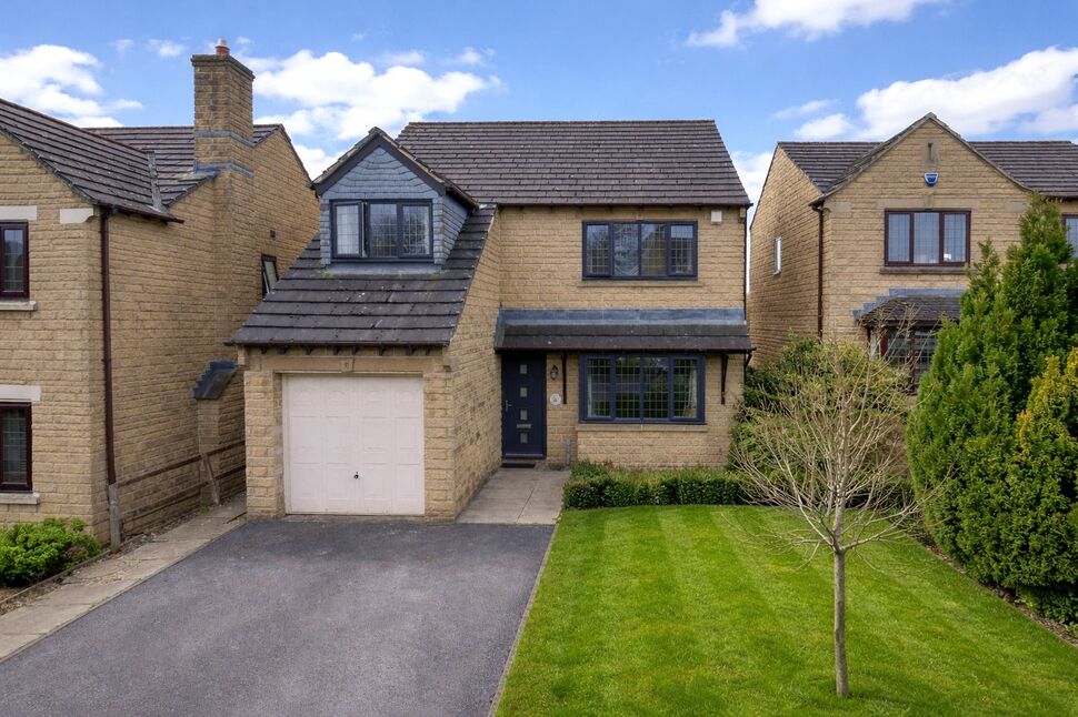Main image of 4 bedroom Detached House for sale, Moorland Avenue, Baildon, West Yorkshire, BD17