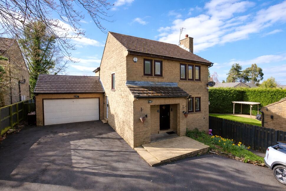 Main image of 3 bedroom Detached House for sale, Cromwell Court, Bradford, West Yorkshire, BD9