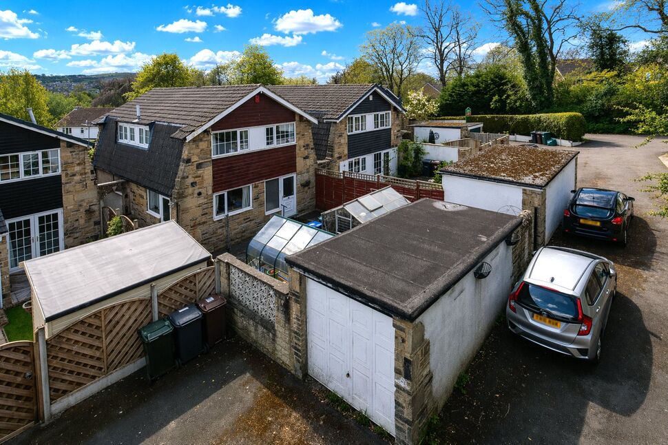 Main image of 4 bedroom Detached House for sale, Fairfield Court, Baildon, West Yorkshire, BD17