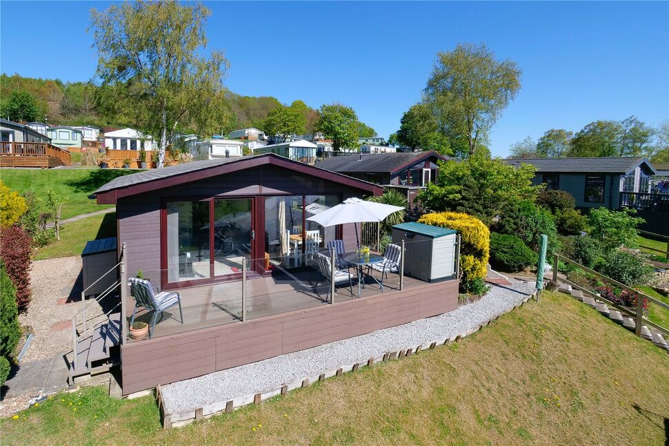 Main image of 3 bedroom Detached Property for sale, Glen Road, Baildon, West Yorkshire, BD17