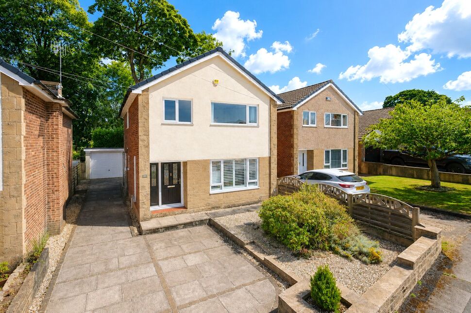 Main image of 3 bedroom Detached House for sale, Wensleydale Rise, Baildon, West Yorkshire, BD17