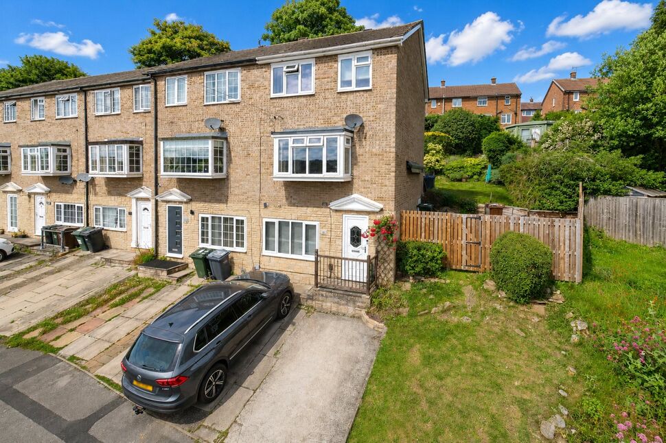 Main image of 4 bedroom End Terrace House for sale, Southcliffe Drive, Baildon, West Yorkshire, BD17