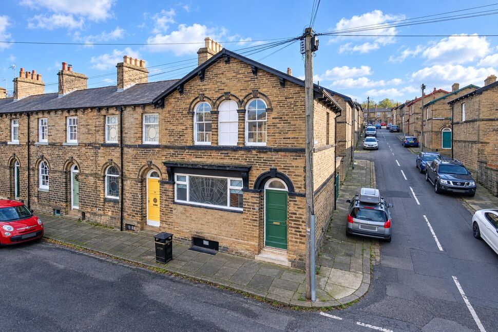 Main image of 3 bedroom End Terrace House for sale, Titus Street, Shipley, West Yorkshire, BD18