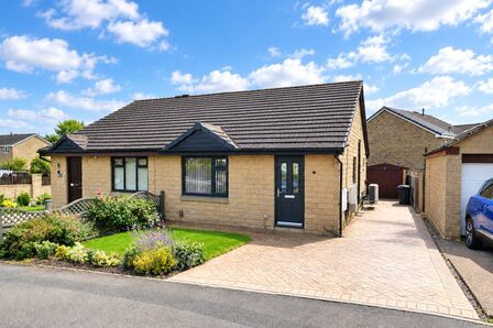 1 bedroom Semi Detached Bungalow for sale
