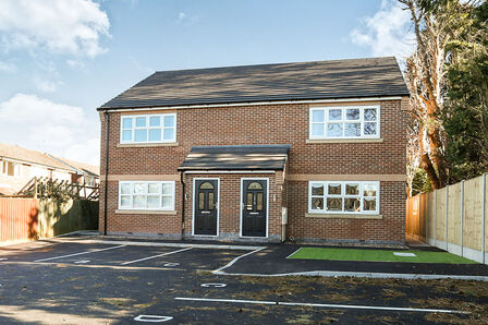 2 bedroom  Flat to rent