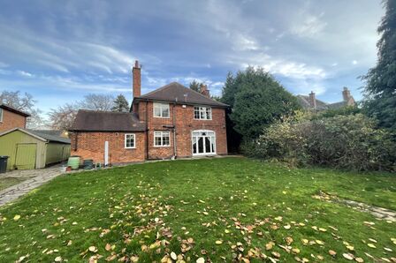 Lutterworth Road, 3 bedroom Detached House to rent, &pound;1,600 pcm