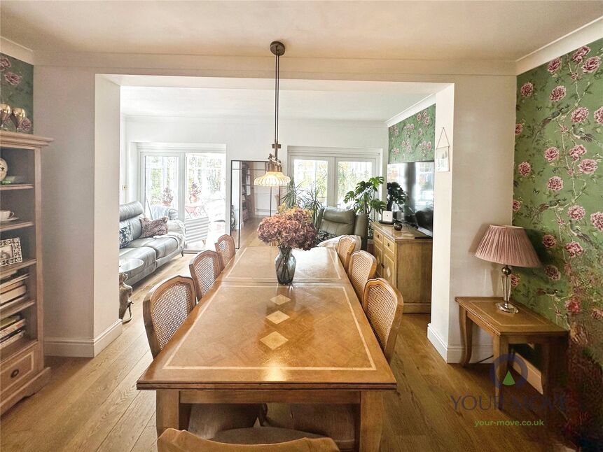 Dining Room / Sitting Room