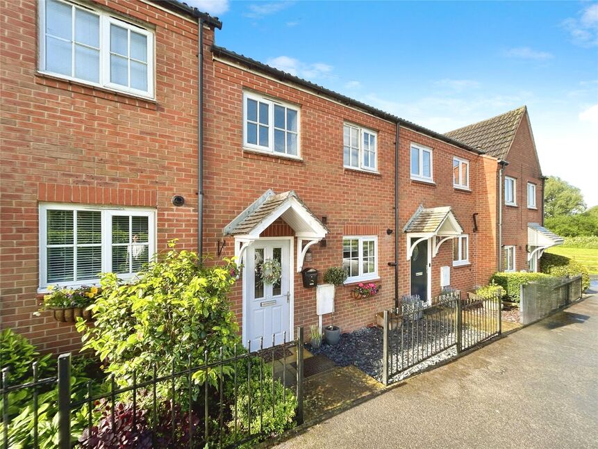 Main image of 2 bedroom Mid Terrace House for sale, New Bridge Road, Glen Parva, Blaby, LE2