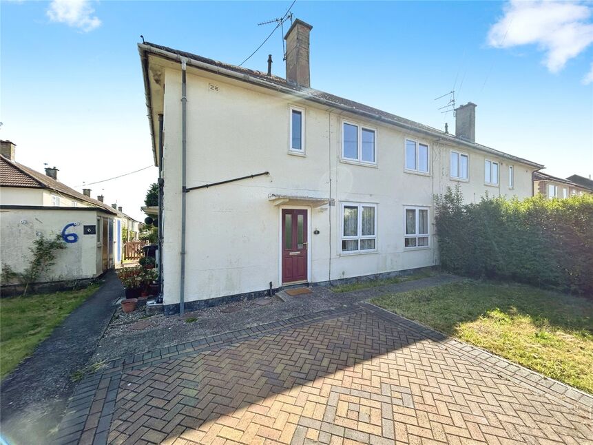 Main image of 2 bedroom Semi Detached Flat for sale, Lawford Road, Leicester, Leicestershire, LE2