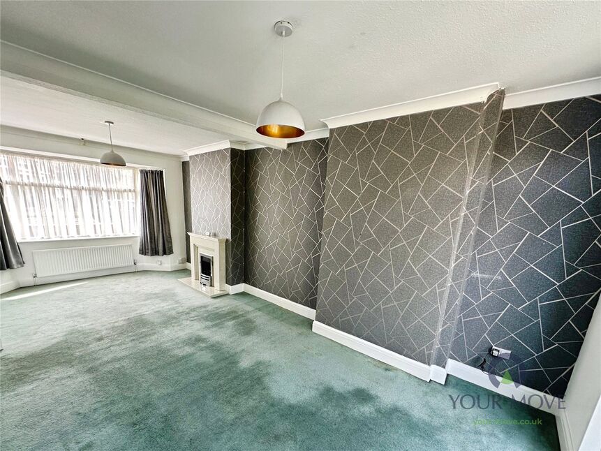 Lounge / dining room