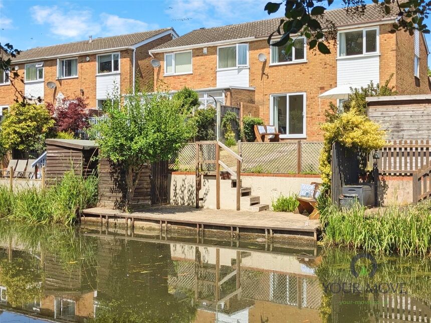 Main image of 3 bedroom Semi Detached House for sale, Sonning Way, Glen Parva, Leicestershire, LE2