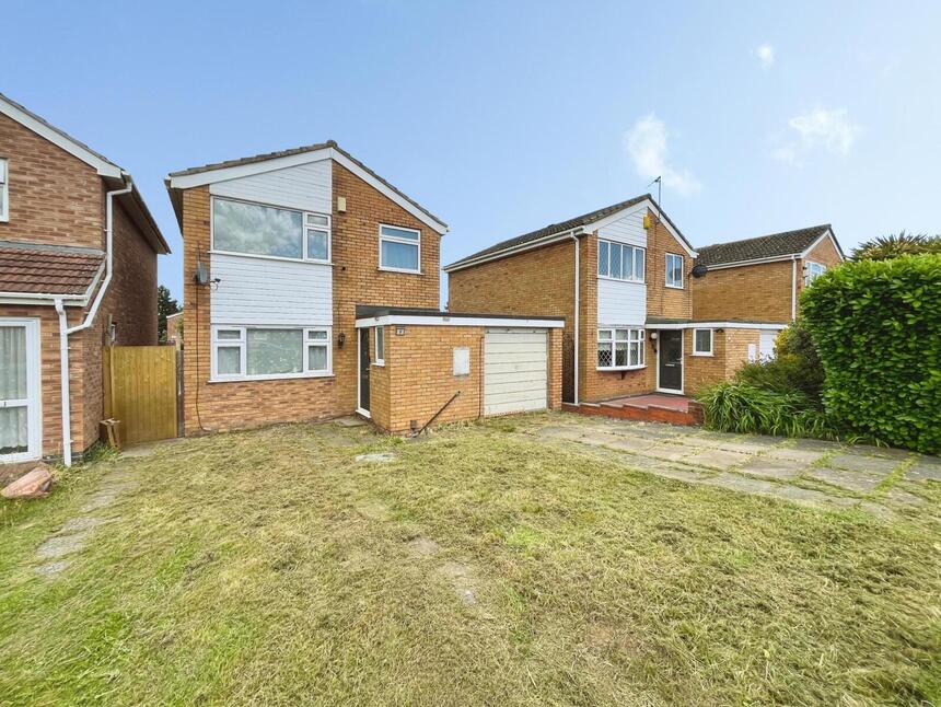 Main image of 4 bedroom Detached House for sale, Emerson Close, Leicester, Leicestershire, LE4