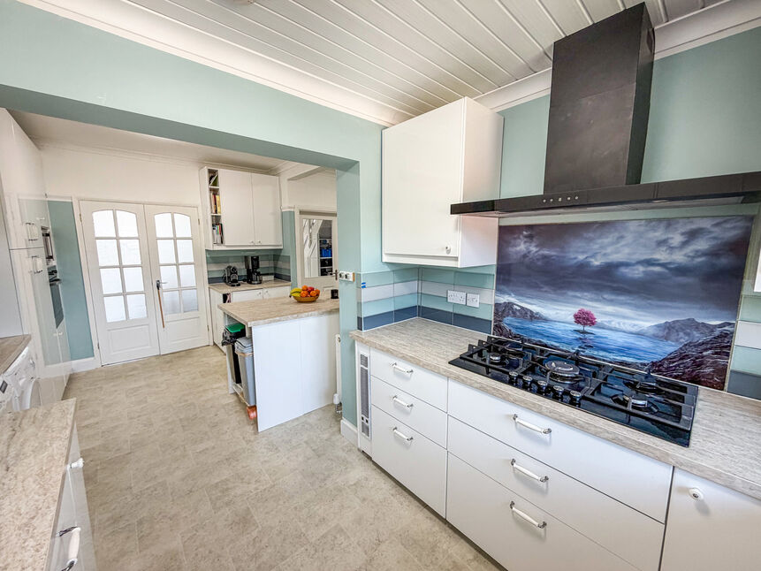 Kitchen / Diner