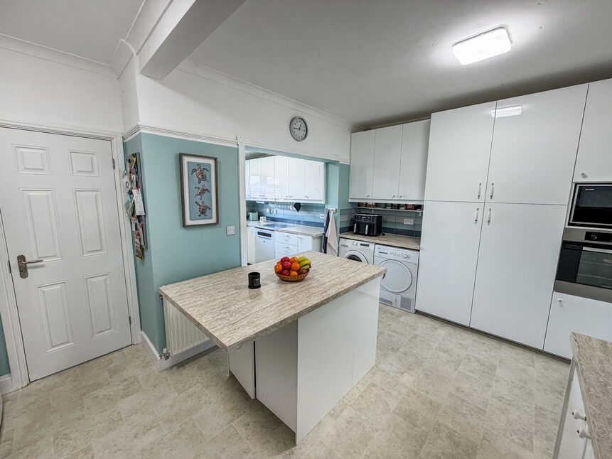 Kitchen / Diner