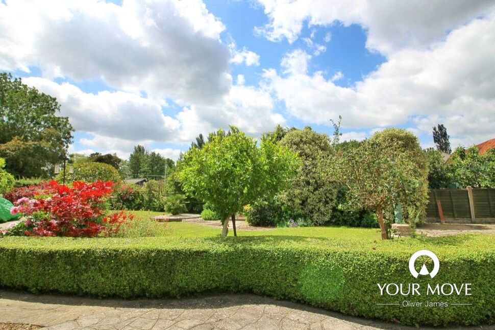 3 bedroom Link Detached House for sale, Holly Lane, Mutford, NR34 £