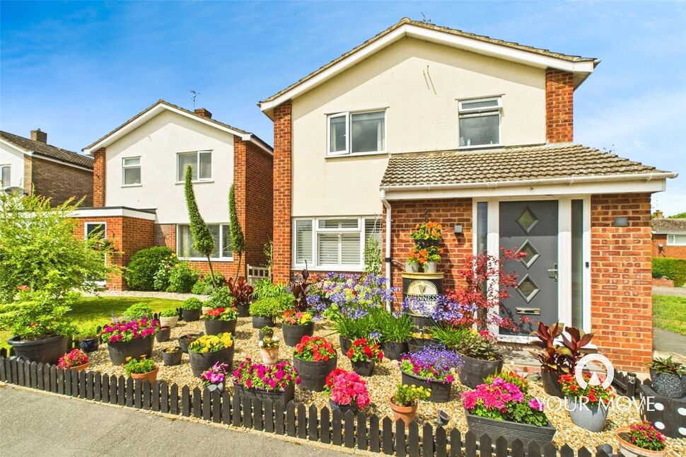 Main image of 3 bedroom Detached House for sale, Pinewood Gardens, North Cove, Suffolk, NR34