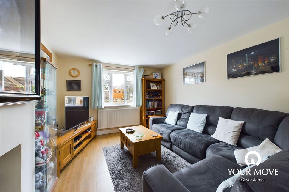 3 bedroom Mid Terrace House for sale, Queen Elizabeth Drive, Beccles