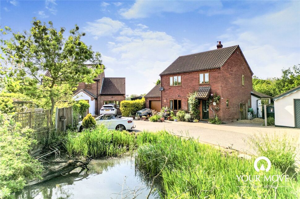 3 bedroom Detached House for sale, Fuller's Close, Toft Monks, NR34 £325,000