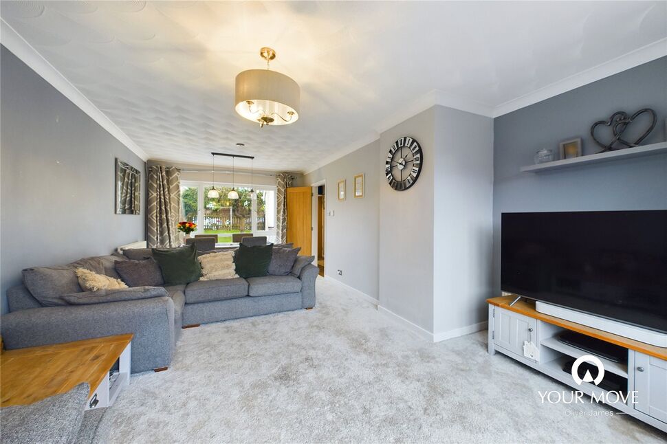 4 bedroom Detached House for sale, Marsh View, Beccles, NR34 £325,000