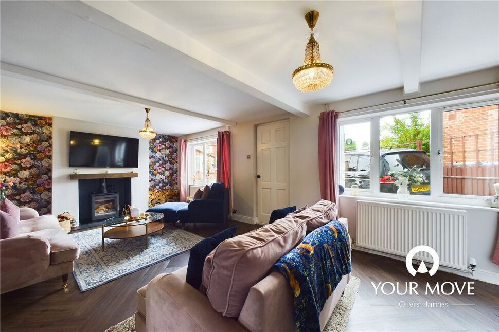 5 bedroom Detached House for sale, Pound Road, Beccles, NR34 £425,000