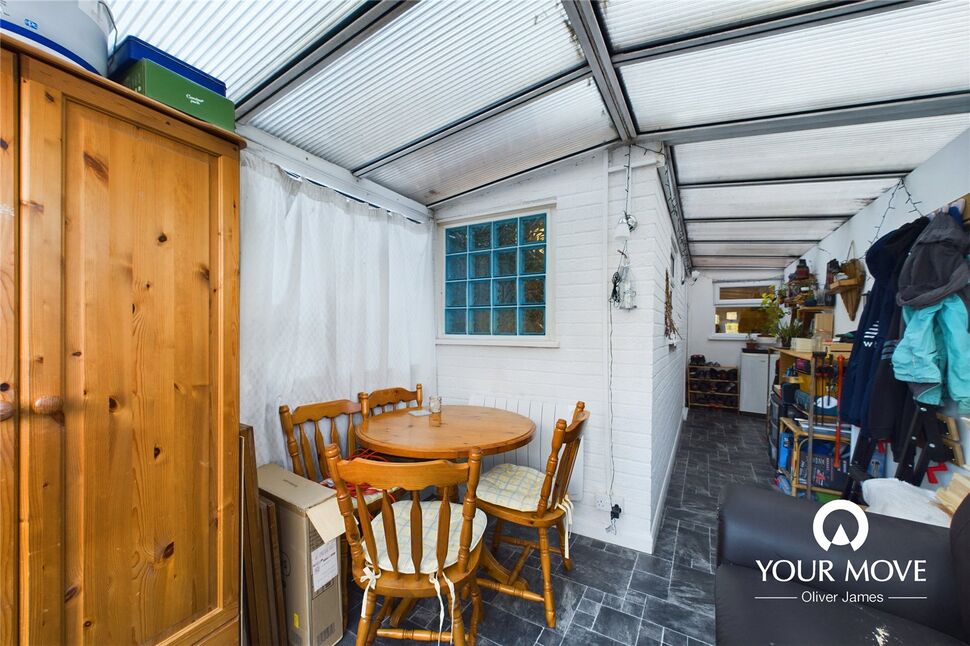 2 bedroom Mid Terrace House for sale, Beccles Road, Bungay, NR35 £160,000