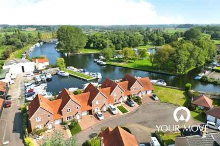 River View, 4 bedroom Link Detached House for sale, £530,000