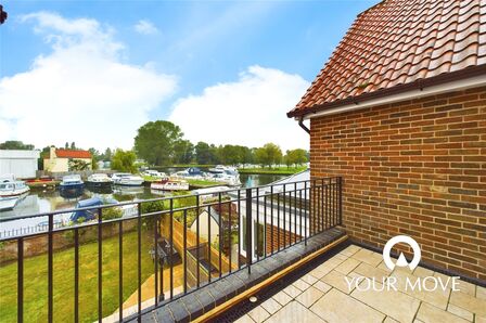 River View, 4 bedroom Link Detached House for sale, £530,000