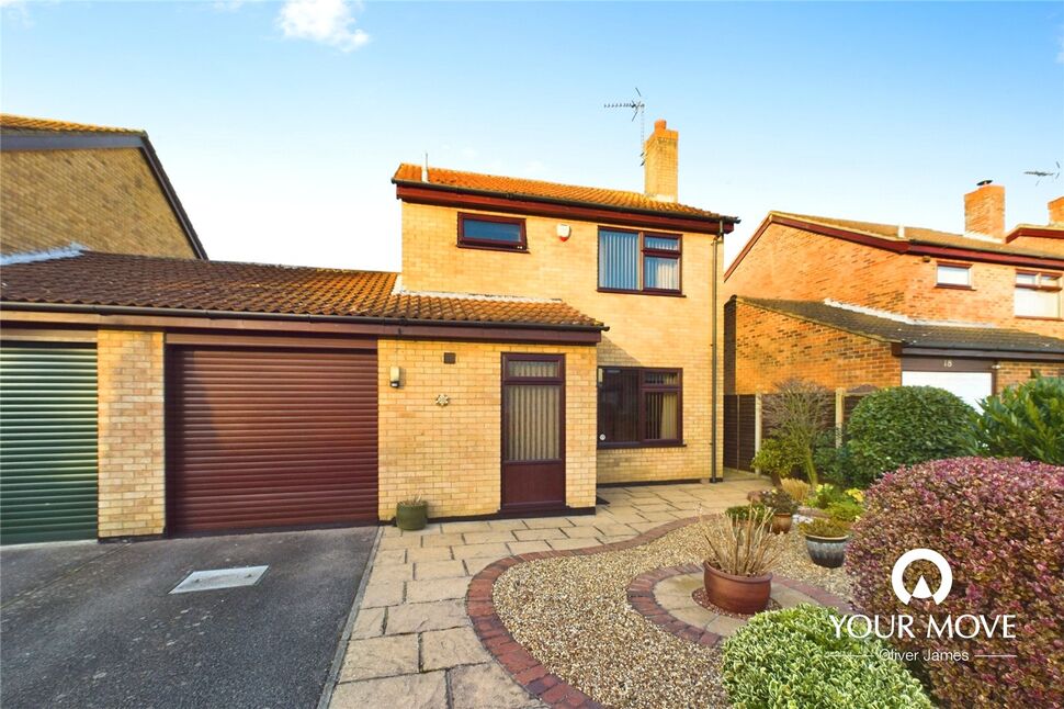 4 bedroom Detached House for sale, Marsh View, Beccles, NR34 £325,000