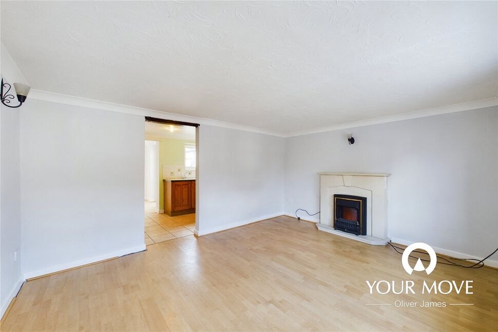 2 bedroom Mid Terrace House for sale, Ingate, Beccles, NR34 £140,000