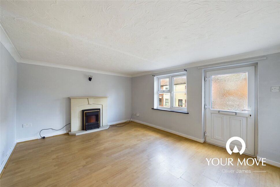 2 bedroom Mid Terrace House for sale, Ingate, Beccles, NR34 £140,000