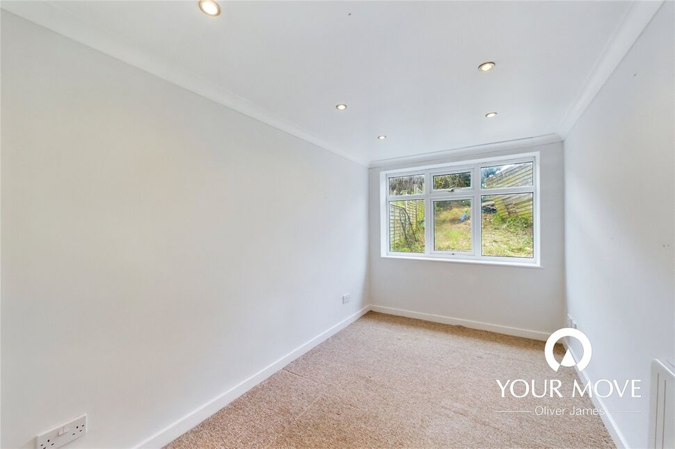 2 bedroom Mid Terrace House for sale, Ingate, Beccles, NR34 £150,000