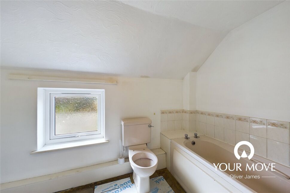 2 bedroom Mid Terrace House for sale, Ingate, Beccles, NR34 £140,000