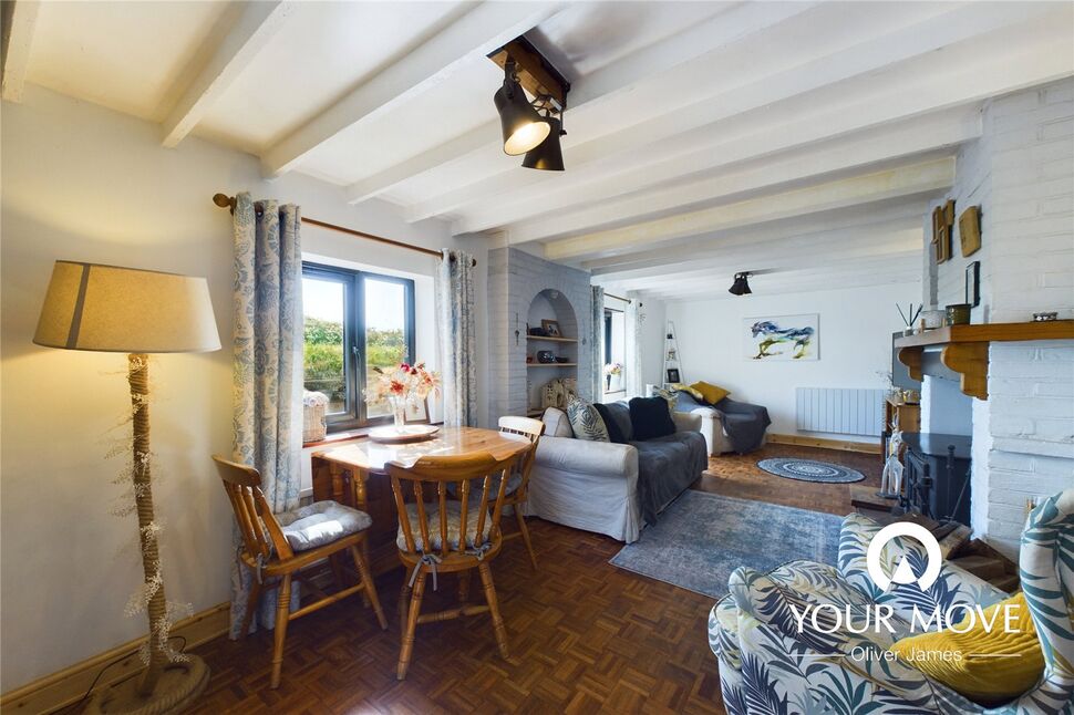 4 bedroom Semi Detached House for sale, Loddon Road, Toft Monks, NR34