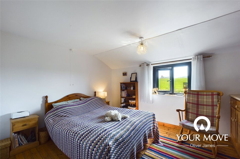 4 bedroom Semi Detached House for sale, Loddon Road, Toft Monks, NR34