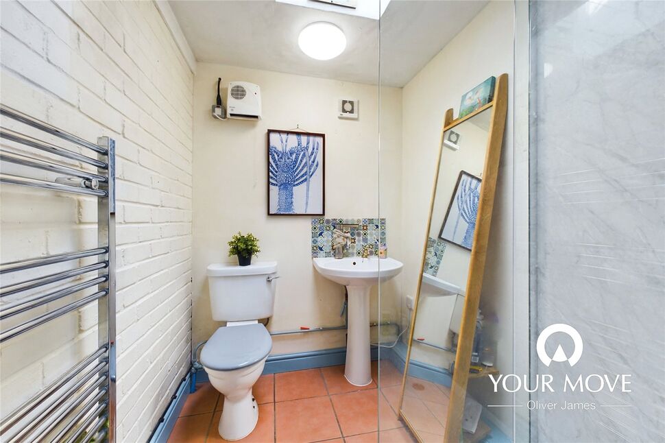 4 bedroom Semi Detached House for sale, Loddon Road, Toft Monks, NR34