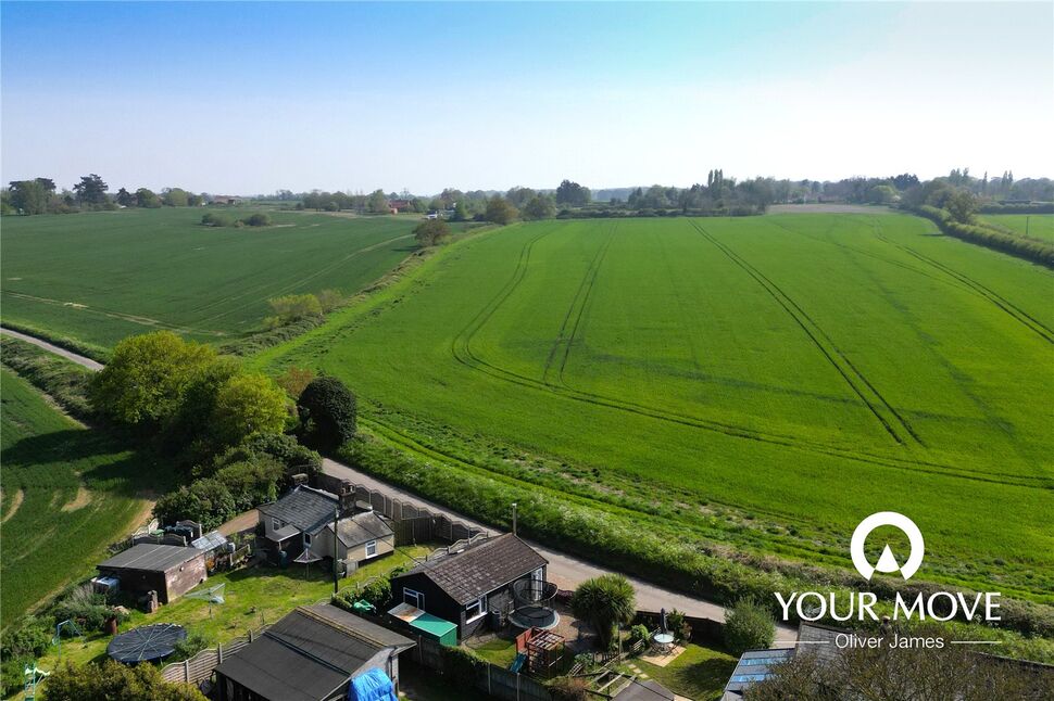 4 bedroom Semi Detached House for sale, Loddon Road, Toft Monks, NR34