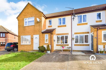 2 bedroom Mid Terrace House to rent