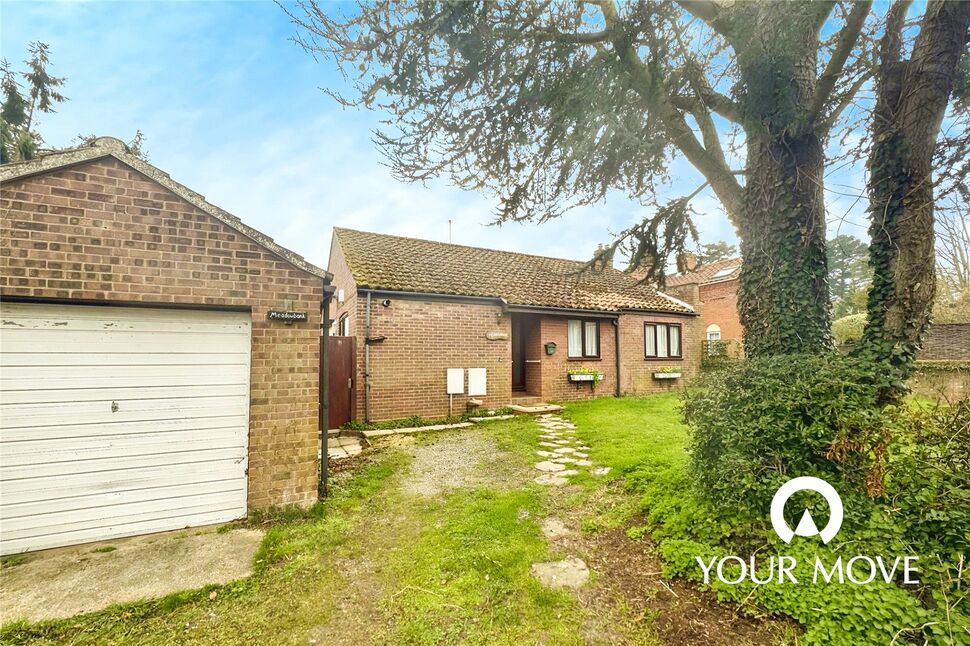 Main image of 2 bedroom Link Detached Bungalow for sale, Pits Lane, Chedgrave, Norfolk, NR14